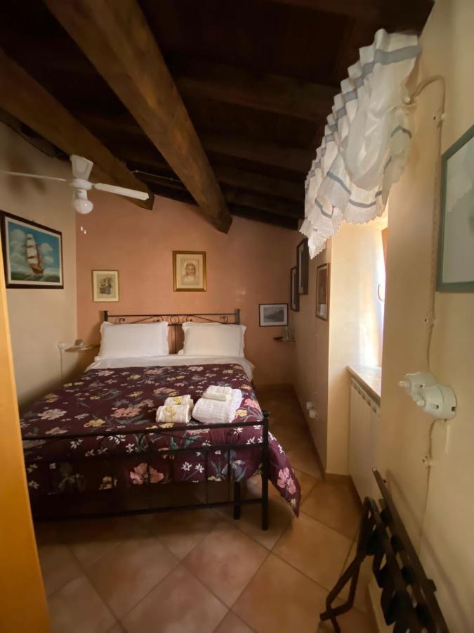 Antico Borgo *